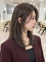 モト 船橋(moto)&nbsp;韓国アイドルミディアムレイヤー艶髪アッシュモカベージュ船橋