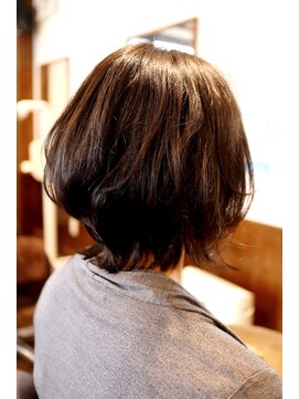 ルーム(ROOM) 【ROOM】30代・40代大人キレイ小顔外ハネショートボブ