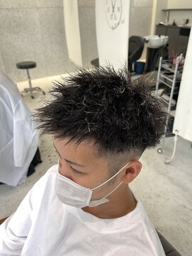 ストゥー(StueW.) ツイストパーマ【倉敷】【岡山】【ハイライト】