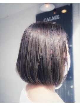 キャリー(CALEE.) 前下がりボブ