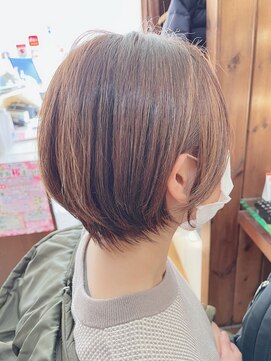 ジャストヘア ラポール 北久里浜店(just hair RAPPOR) 【佐々木 美香子】ひし形 ショート 大人可愛い 北久里浜