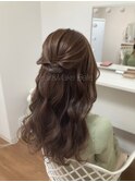 ツヤ感が綺麗なハーフアップ