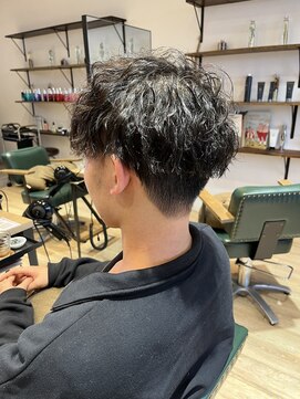 サラ(sarah) ツイストスパイラル/メンズマッシュ