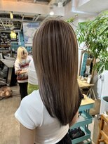 ロア インターナショナル 新宿店(LoA International)&nbsp;【LoA】バレイヤージュデザインカラーブラウンベージュ