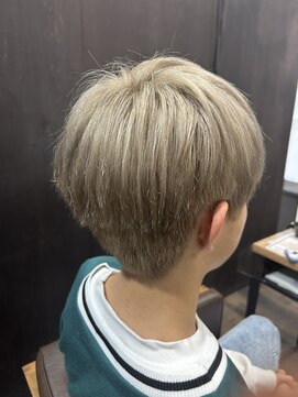 バース(BirtH) ハイトーンベージュカラー