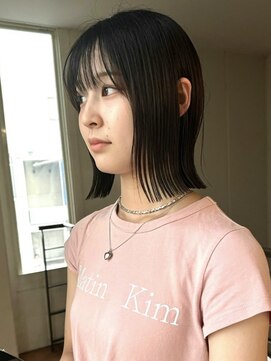 ウェイビーズ(WAVY'S) xカット/イメチェン/ホワイトブロンド/外ハネボブ/美髪/