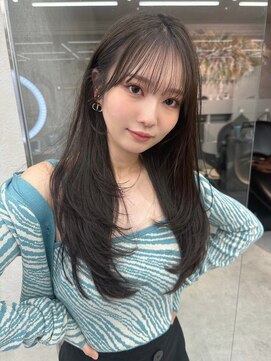 ロール 博多(Role) 韓国ヘア/暗髪/グレージュ/レイヤーカット/ブリーチなし