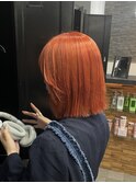 ビビッドオレンジ切りっぱなしボブ