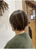 青森 八戸 ハイライト白髪ぼかしショート30代40代50代