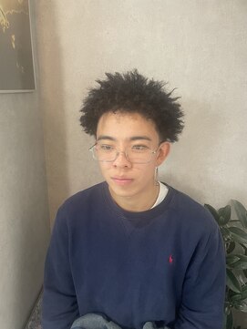 スパイキーアフロ