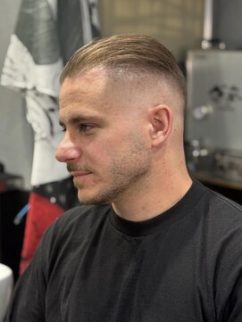 バーバーショップライズ 2nd(barber shop RAIzE) スリックバック