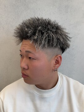ルースト 西院店(ROOST) MEN’S HAIR/パイルツイスト/ホワイトハイライト