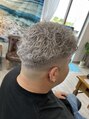 ジジ(Hair salon Gigi) シルバーの極道パーマ。
