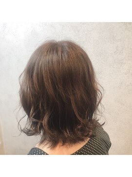 ヘアサロンM 新宿 ラベンダーアッシュ