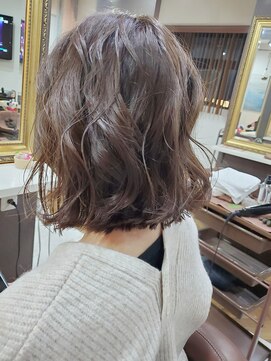 デザイナーズヘアー ラグジス(Designers hair LUXIS) ～【LUXIS海老名】～切りっぱなしカール☆
