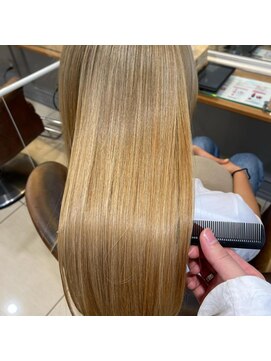 ネオリーブアイム 横浜西口店(Neolive aim) 後ろ姿マイナス10歳☆超音波ケア髪質改善 艶髪【横浜】