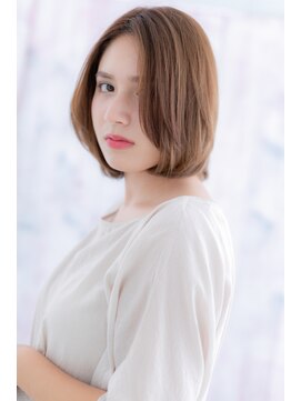 ミック ヘアアンドビューティー 大山店(miq  Hair&Beauty) かきあげ前髪シルキーベージュアシンメトリーボブウルフa1