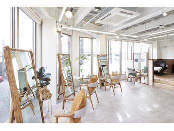 PORCH by HONEY omotesando【ポーチバイハニーオモテサンドウ】