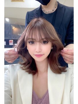 リア 大阪梅田(Ria) ～ワンホンミディアムくびれへア～【Ria 大阪 梅田】