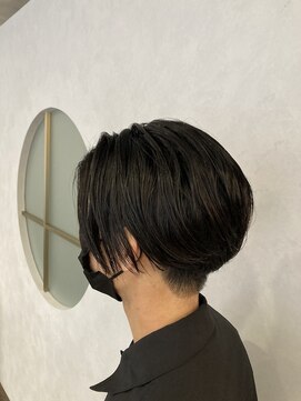 キー(KEY) センターパート