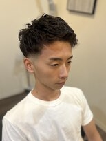 ジェイソン(JASON)&nbsp;【ビジネスマンカジュアル】ローフェードピンパーマショート