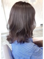 ノア(NOA)&nbsp;[NOA]前髪　くびれ　イメチェン　ラベンダーカラー　大人可愛い