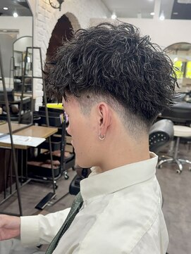 ルクスバイアフィナー(Luxo by Afinar) 【町田/Luxo by Afinar】メンズフェード×ツイストパーマ