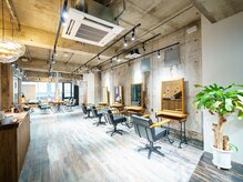 アブルトゥーヘアー(able to hair)の雰囲気（落ち着いた雰囲気のこだわりの店内♪）