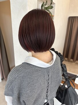 イルプロム 御厨店(illuprom.) ショートボブ ／ チェリーレッド