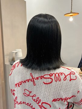 ミュゼプリュム(Musee plume) オリーブブラック/外ハネボブ