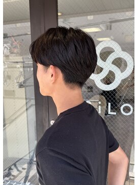 シロ(SiLO) メンズツーブロック低め刈り上げセンターパート★
