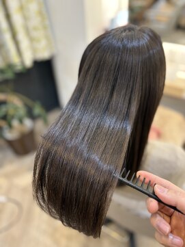 トレ(tre) 髪質改善ストレート（縮毛矯正）