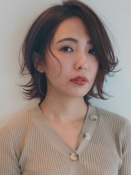 リム(RiM...) 20・30代に人気!外はねウルフレイヤーボブ