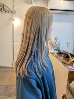 チチヘアーワークス(titi HAIR WORKS)&nbsp;ハイトーンインナーカラー