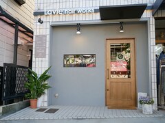 LAVIE hair works【ラヴィーヘアーワークス】