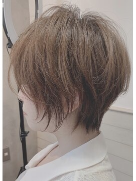サードバイローラン(THiRD by ROULAND) 【THiRD浅野】小顔ワンサイドショート