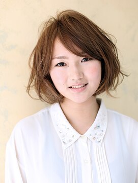 タヤ 自由が丘店(TAYA) ２０代３０代４０代大人かわいい小顔ひし形ふんわりボブ