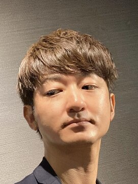 ビーダンディー(Bee dandy) 大人ツーブロック マッシュショートダウンバング ダークブラウン