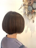 ミト(mito)&nbsp;明るい白髪染め×まとまりやすいシンプルボブ