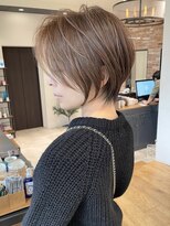 《30代40代》白髪ぼかしハイライト×前下がりボブ【イケダ】