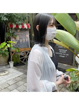 ミント(mint) 切りっぱなしボブ/外ハネボブ/ボブ/ショート/オリーブ