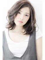 エイチバイシオミエイチ 神戸三宮(H by shiomi H)&nbsp;[shiomi H]　ナチュラルウェーブミディ