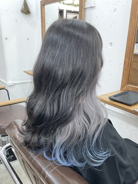 リッカ(RICCA) 【インナーカラー】ホワイトシルバー×ライトブルー♪