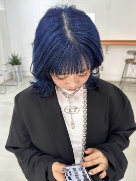 オー(OOO) ビビットブルー〇