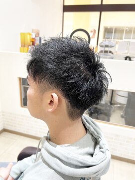 デザイニングヘアードゥ(designing hair Deux) メンズツーブロックマッシュショート