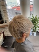 ホワイトブロンド　韓国マッシュ