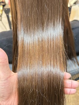 テン 蒲生四丁目(ten=10)の写真/くせの広がりを抑え状態に合わせてトリートメントの種類をセレクト☆ダメージを改善しつつ、艶やかな美髪へ