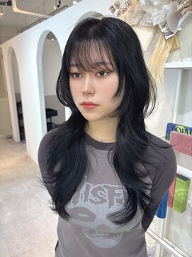 イア バイ ジーナ 渋谷(IA by Zina) ロングレイヤーミニウルフ韓国ハッシュカット