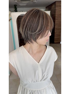 ルヴェール 茜部店(LeVert) 大人まるみショート