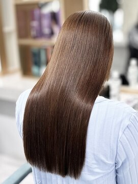 エルサ(Elsa) 【Elsa元町・三宮】艶がない方必見！艶髪矯正
